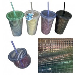 Trinkbecher mit Strohhalm 475 ml in 4 versch. Farben(nicht spülmaschinengeeignet)